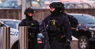 বন্ডাই সমুদ্র সৈকতে বন্দুক হামলায় বাবা-ছেলে জড়িত: অস্ট্রেলিয়া পুলিশ